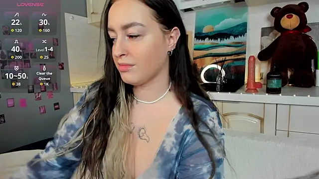 Snapshot of Kruela_Eva chatting on November 18, 2025, 11:15 pm Kruela Eva online show from November 18, 2025, 11:15 pm