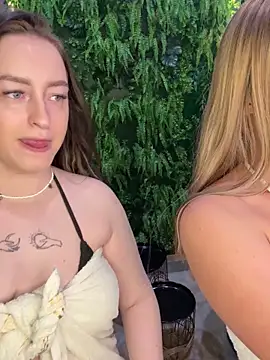 Snapshot of Kruela_Eva chatting on November 24, 2025, 2:22 am Kruela Eva online show from November 24, 2025, 2:22 am