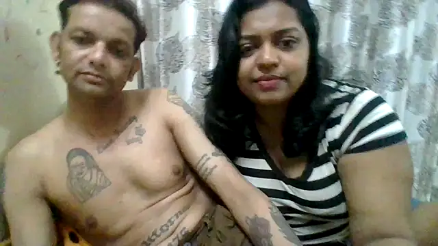 Snapshot of RoseEmmy chatting on December 2, 2024, 2:14 pm RoseEmmy online show from December 2, 2024, 2:14 pm