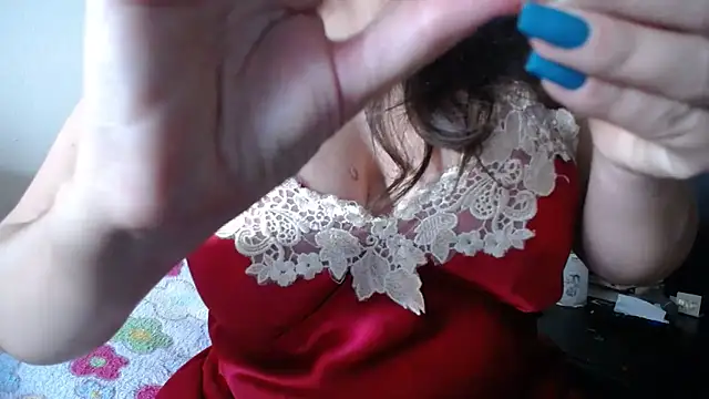 Snapshot of KAROLCANDY chatting on May 12, 2026, 8:26 pm KAROLCANDY online show from May 12, 2026, 8:26 pm