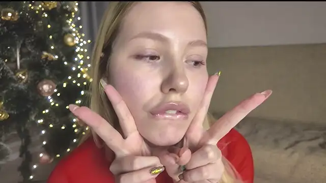 HoneyAudrey online show from December 21, 2025, 12:57 am