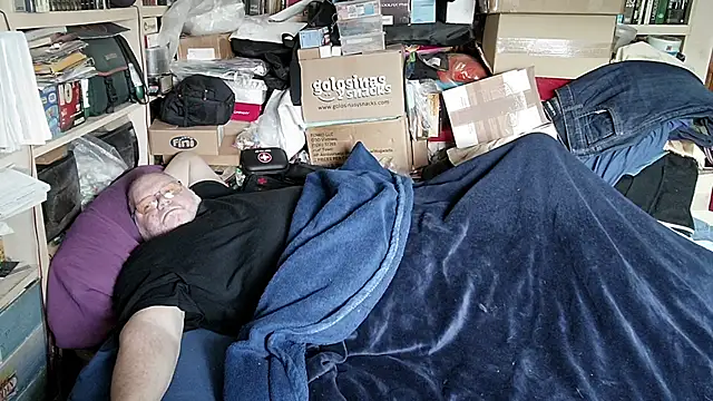 hadeszeuss2 online show from March 7, 2026, 3:28 pm