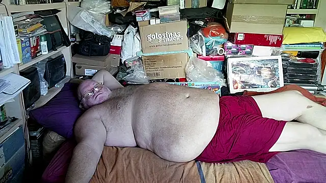 hadeszeuss2 online show from September 10, 2025, 3:33 pm