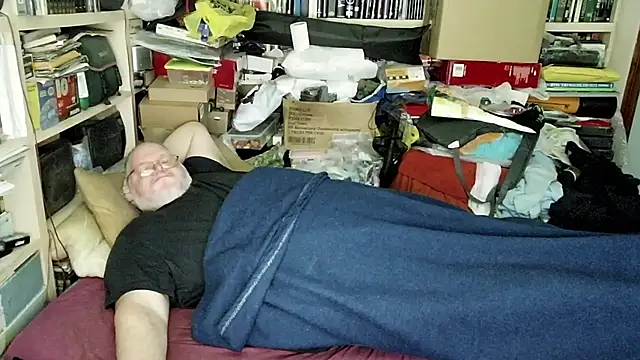 hadeszeuss2 online show from February 20, 2025, 5:41 pm