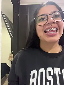 Devilsweet17 online show from July 7, 2026, 12:35 am
