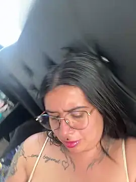 Snapshot of Devilsweet17 chatting on March 29, 2026, 1:46 pm Devilsweet17 online show from March 29, 2026, 1:46 pm