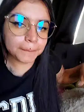 Devilsweet17 online show from February 1, 2025, 9:08 pm