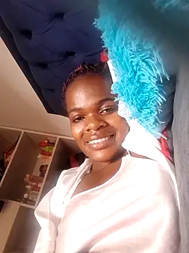 Snapshot of Creamy_dolly chatting on May 7, 2026, 7:01 am Creamy dolly online show from May 7, 2026, 7:01 am