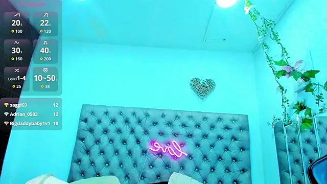 Snapshot of Hannah_Miller__ chatting on September 9, 2025, 5:33 pm Hannah Miller online show from September 9, 2025, 5:33 pm