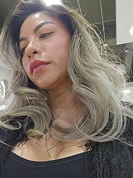 Karen San Miguel online show from March 6, 2025, 6:26 pm