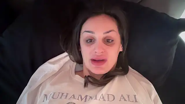 JeSuisUnTapin online show from March 8, 2025, 12:52 pm