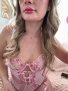 LoveShae  online show from March 27, 2026, 5:03 pm