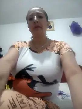 Snapshot of any_mour chatting on February 26, 2026, 3:01 pm any mour online show from February 26, 2026, 3:01 pm