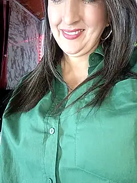 Snapshot of any_mour chatting on October 10, 2025, 9:26 pm any mour online show from October 10, 2025, 9:26 pm