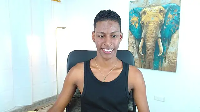 Snapshot of maiki18_ chatting on September 19, 2025, 8:13 pm maiki18 online show from September 19, 2025, 8:13 pm