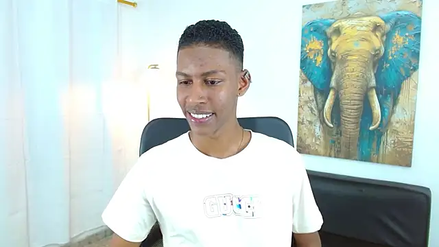 Snapshot of maiki18_ chatting on November 11, 2025, 8:58 pm maiki18 online show from November 11, 2025, 8:58 pm