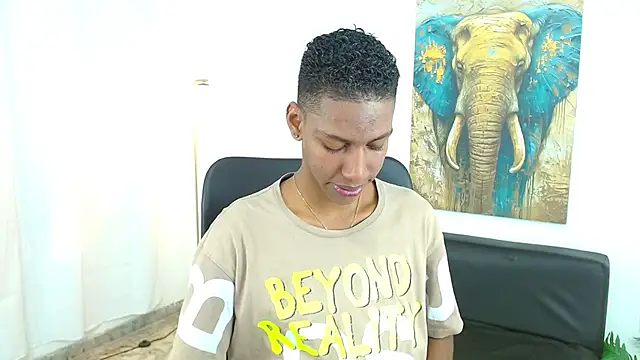 Snapshot of maiki18_ chatting on November 15, 2025, 1:59 pm maiki18 online show from November 15, 2025, 1:59 pm