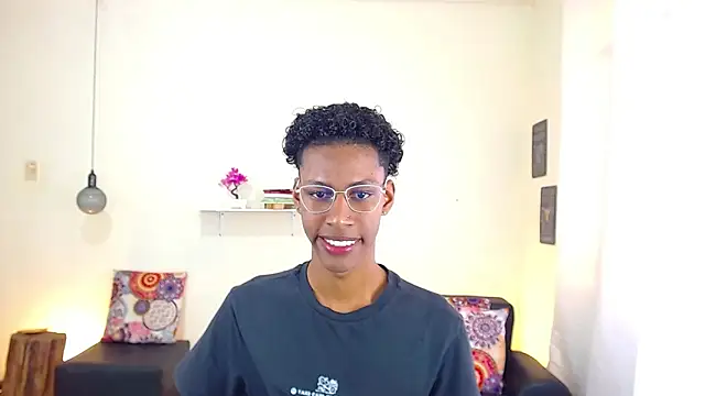 Snapshot of maiki18_ chatting on March 12, 2025, 1:51 pm maiki18 online show from March 12, 2025, 1:51 pm