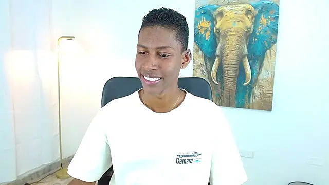 Snapshot of maiki18_ chatting on October 16, 2025, 8:50 pm maiki18 online show from October 16, 2025, 8:50 pm