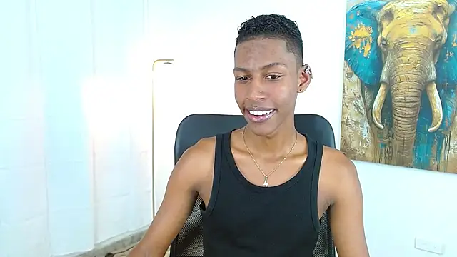 Snapshot of maiki18_ chatting on October 7, 2025, 8:54 pm maiki18 online show from October 7, 2025, 8:54 pm