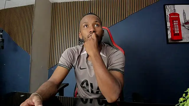 JamesParck online show from March 20, 2026, 12:33 am