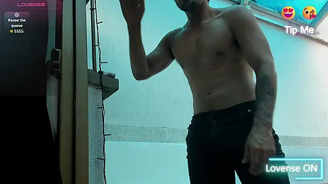 Snapshot of Adam_MillanFF chatting on March 26, 2026, 9:13 pm Adam MillanFF online show from March 26, 2026, 9:13 pm