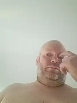Snapshot of ShyBoy1982 chatting on June 2, 2026, 8:36 am ShyBoy1982 online show from June 2, 2026, 8:36 am