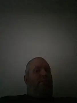 Snapshot of ShyBoy1982 chatting on May 3, 2026, 6:22 pm ShyBoy1982 online show from May 3, 2026, 6:22 pm