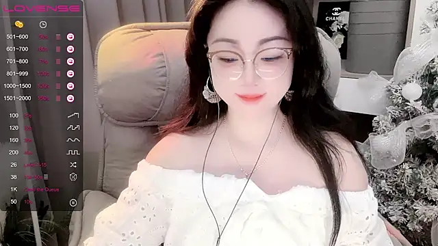 Snapshot of Monica-888 chatting on September 10, 2025, 5:34 pm Monica-888 online show from September 10, 2025, 5:34 pm