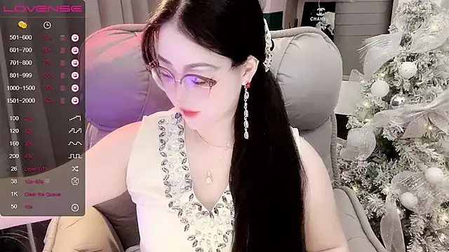 Snapshot of Monica-888 chatting on September 20, 2025, 6:35 pm Monica-888 online show from September 20, 2025, 6:35 pm