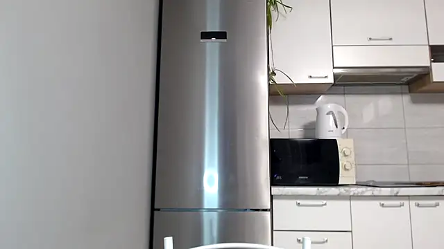 SierraSky  online show from October 11, 2025, 5:14 pm