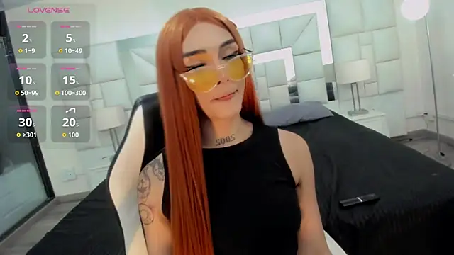 Snapshot of AdharaaMoon chatting on November 13, 2025, 7:18 pm AdharaaMoon online show from November 13, 2025, 7:18 pm