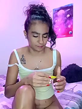 Snapshot of Leslly_ chatting on March 4, 2025, 11:19 am Leslly online show from March 4, 2025, 11:19 am