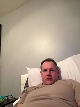 Freakslut007 online show from December 26, 2024, 10:05 am