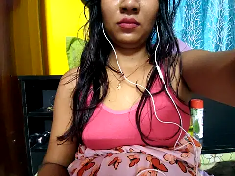 cutesoma2 online show from May 28, 2026, 10:04 pm