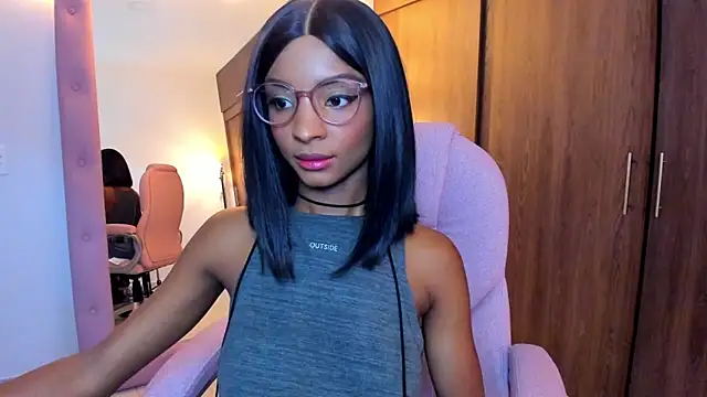 Snapshot of alikahouston4 chatting on February 23, 2026, 1:18 am alikahouston4 online show from February 23, 2026, 1:18 am