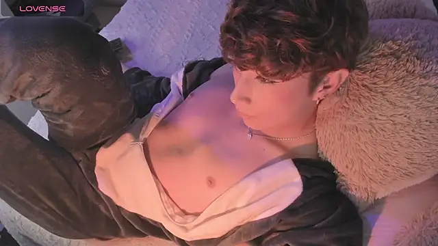 AdamDayt online show from February 7, 2025, 3:34 am