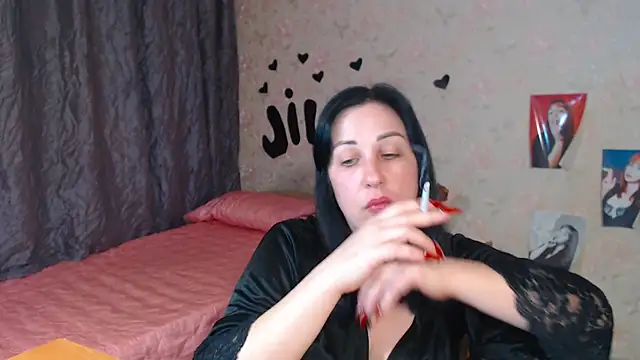 JillStevens online show from October 7, 2025, 5:19 am