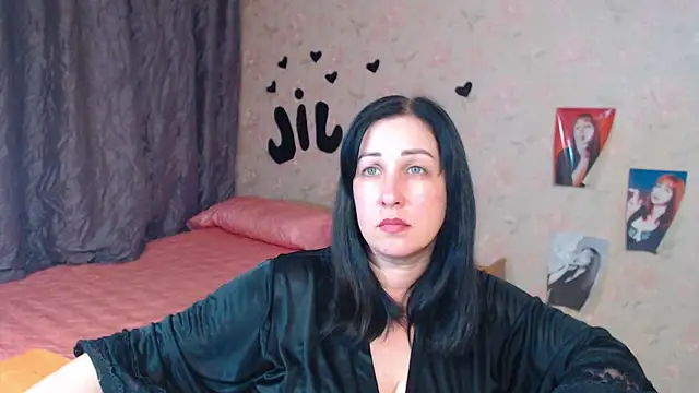 JillStevens online show from October 13, 2025, 3:13 pm