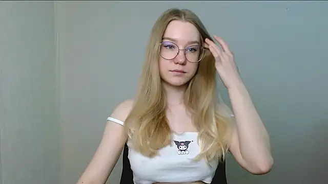 cindi hot online show from March 31, 2026, 10:39 am