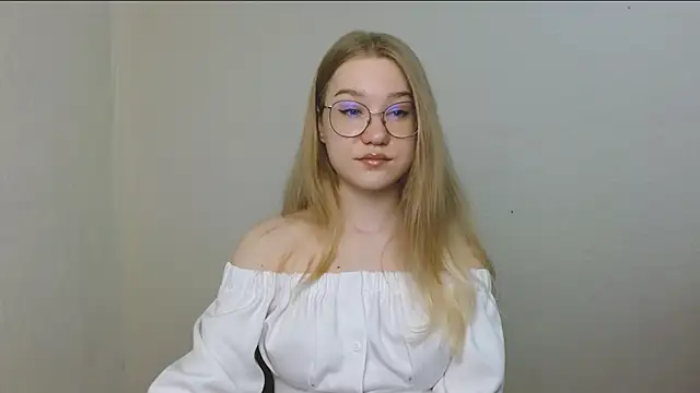 cindi hot online show from April 23, 2026, 12:29 pm