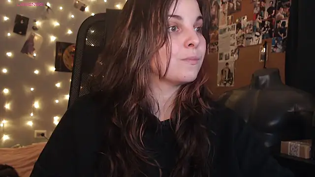 Snapshot of Saya_sweet chatting on October 23, 2025, 10:08 pm Saya sweet online show from October 23, 2025, 10:08 pm