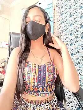 Parinaaz18 online show from September 12, 2025, 2:23 am