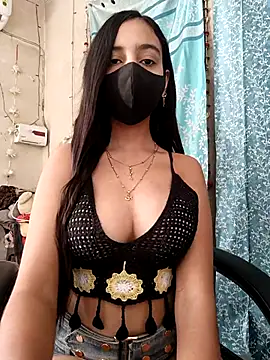 Parinaaz18 online show from March 8, 2025, 4:56 am