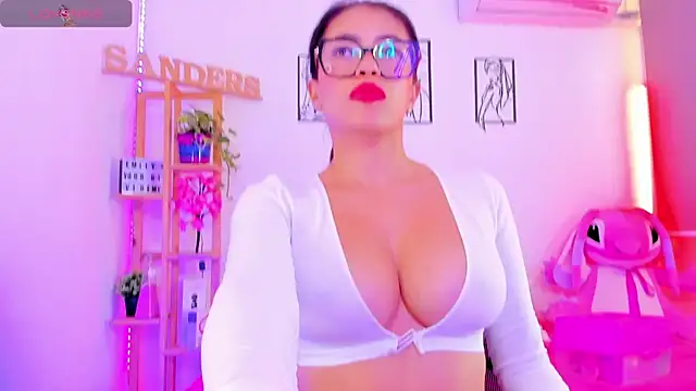 EmillySanders online show from April 26, 2026, 2:58 pm