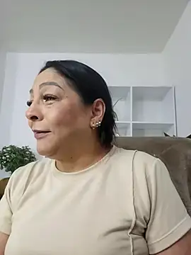 Gina Myers online show from May 4, 2026, 2:59 am