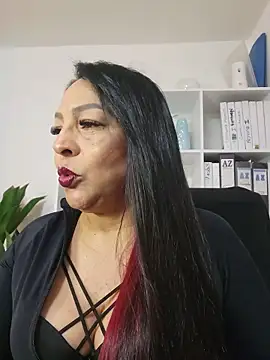 Gina Myers online show from May 24, 2026, 3:39 am