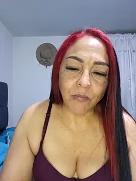 Snapshot of Gina_Myers chatting on December 18, 2025, 3:22 am Gina Myers online show from December 18, 2025, 3:22 am