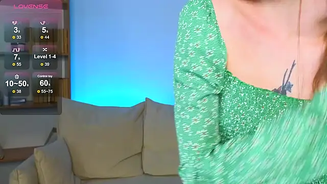 Snapshot of SusieMorris chatting on March 14, 2025, 6:21 am SusieMorris online show from March 14, 2025, 6:21 am