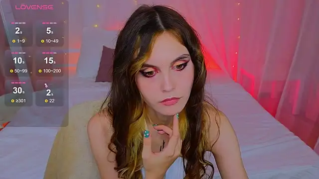 Snapshot of SusieMorris chatting on September 26, 2025, 10:44 am SusieMorris online show from September 26, 2025, 10:44 am